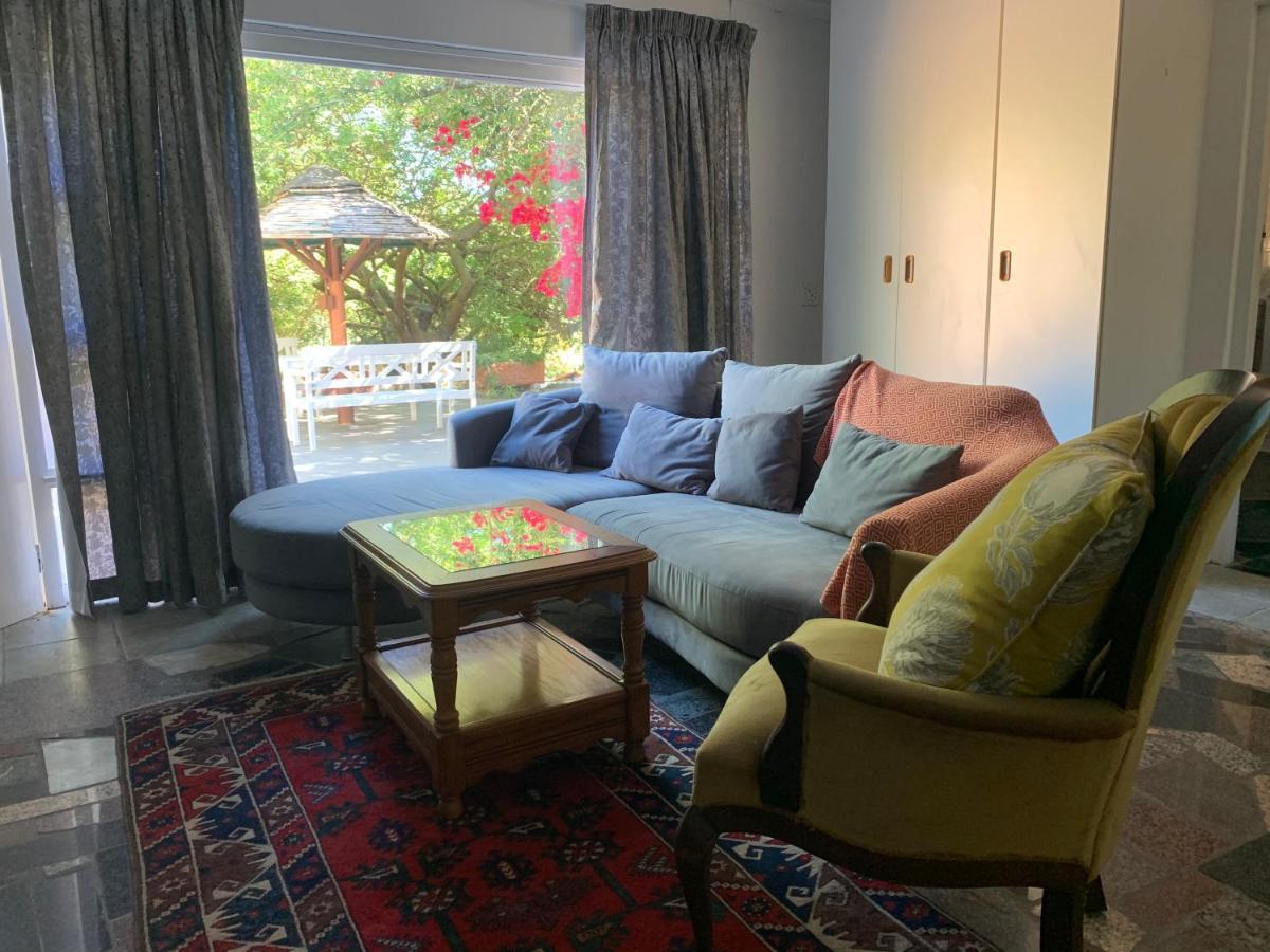 The Little Hideaway Guesthouse Στέλενμπος Εξωτερικό φωτογραφία