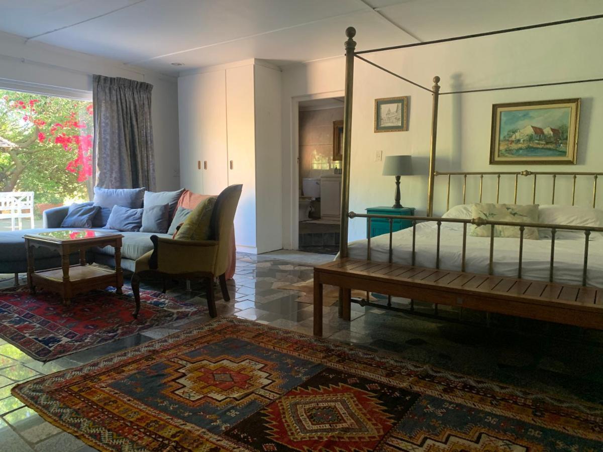The Little Hideaway Guesthouse Στέλενμπος Εξωτερικό φωτογραφία