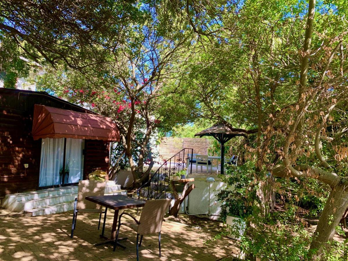 The Little Hideaway Guesthouse Στέλενμπος Εξωτερικό φωτογραφία