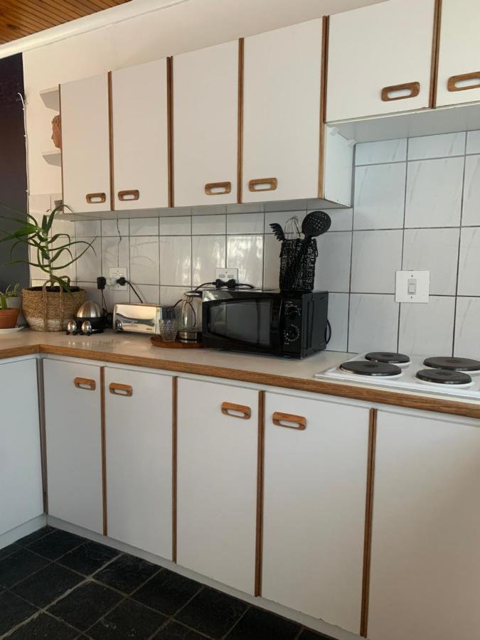 The Little Hideaway Guesthouse Στέλενμπος Εξωτερικό φωτογραφία